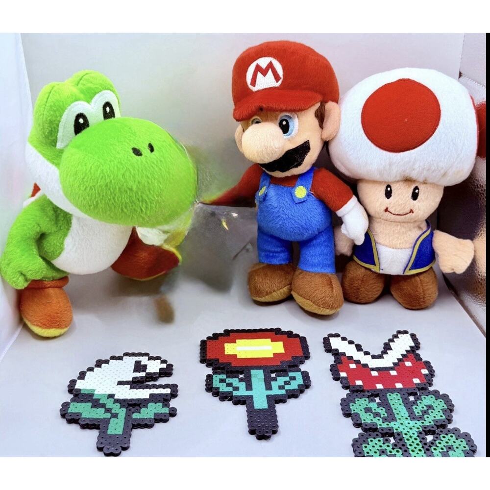 Super Mario Bros Plush Lot Of 6 Mario Toad Green Yoshi Rare Art 2010